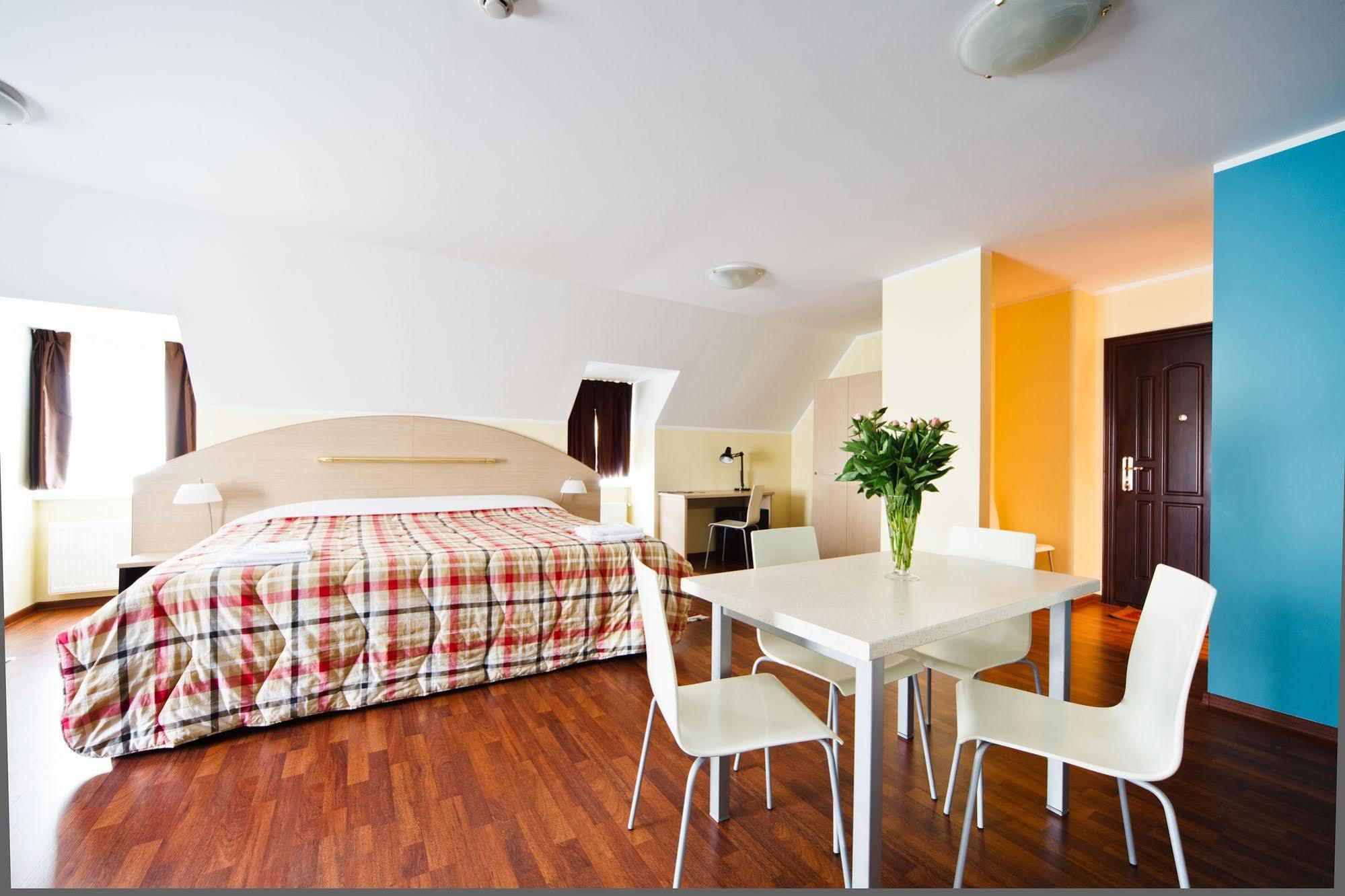 Aparthotel Autosole Ryga Zewnętrze zdjęcie